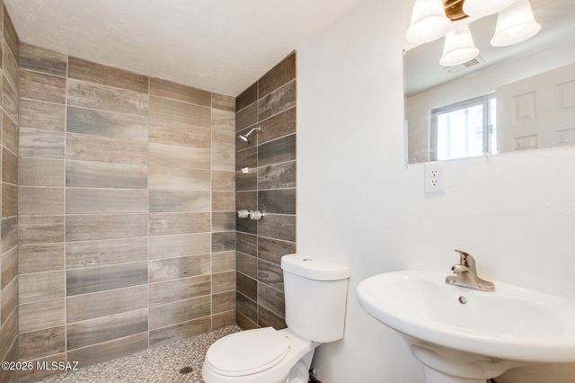 3550 E 32nd Street, Tucson, AZ 85713