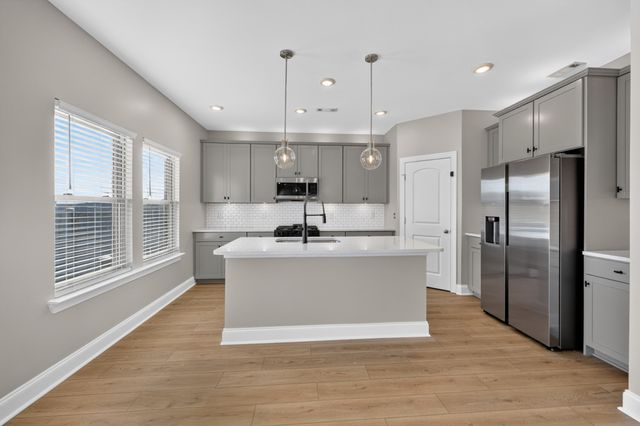 311 Cedar Glade Ct, Lebanon, TN 37090