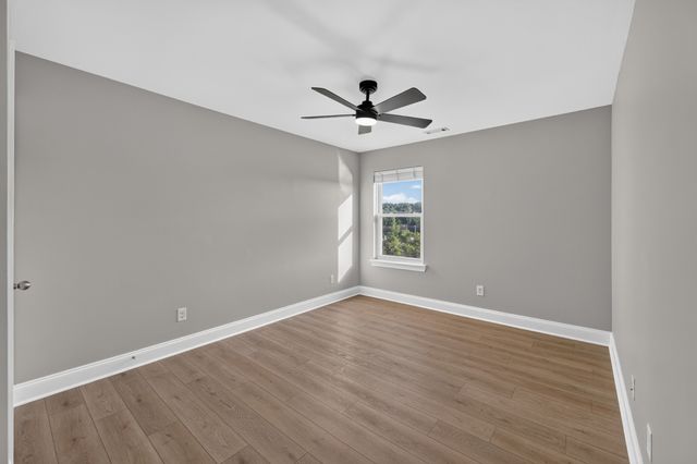 311 Cedar Glade Ct, Lebanon, TN 37090