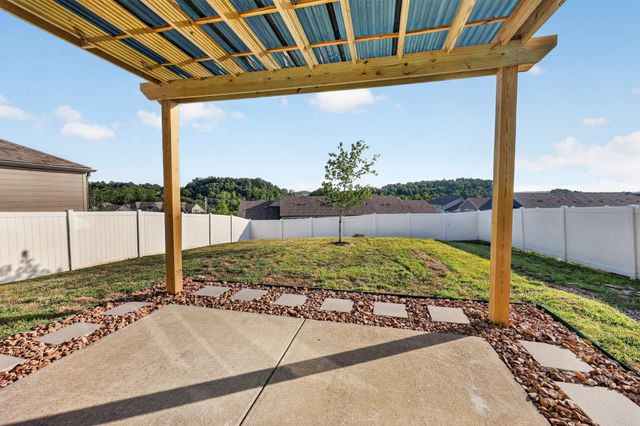 311 Cedar Glade Ct, Lebanon, TN 37090