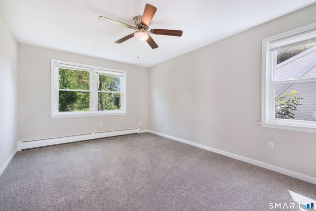 40 Kingsbury Lane, Glastonbury, CT 06033