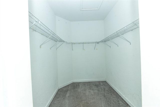 20920 NE 8th Avenue, Miami, FL 33179