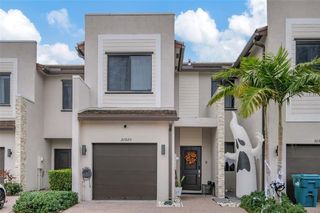 20920 NE 8, Miami, FL 33179