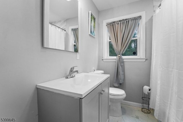 639 Parkview Ave, North Plainfield Boro, NJ 07063