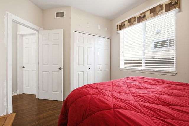 3019 Nantucket Drive, Joliet, IL 60435