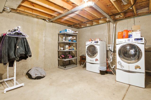 3019 Nantucket Drive, Joliet, IL 60435