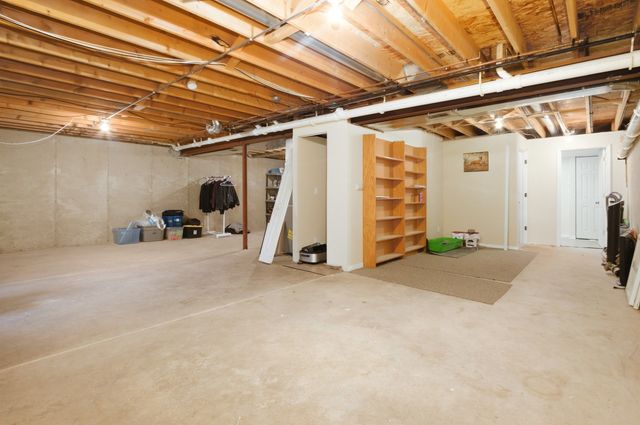 3019 Nantucket Drive, Joliet, IL 60435