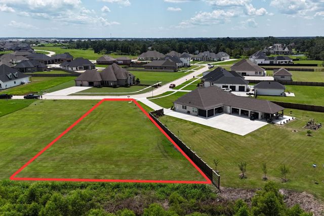 353 Independence Drive, Houma, LA 70360