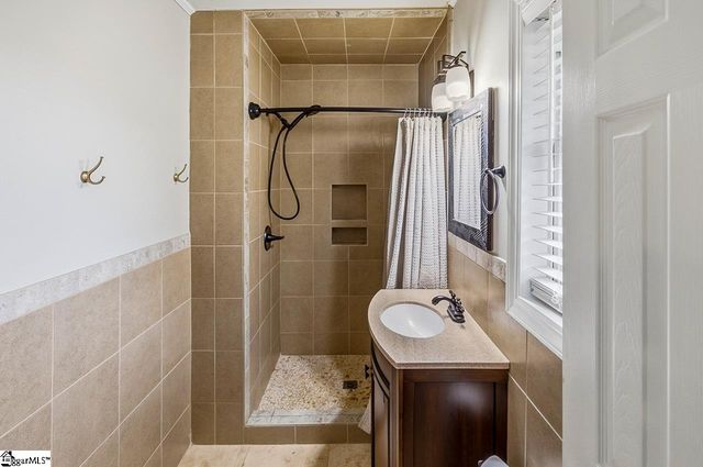 228 Brookdale Avenue, Greenville, SC 29607