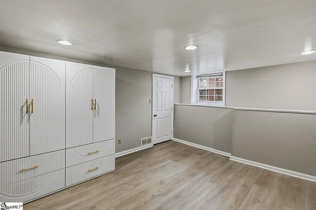 228 Brookdale Avenue, Greenville, SC 29607