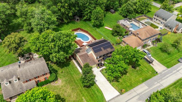 9377 Dundee Dr, West Chester, OH 45069