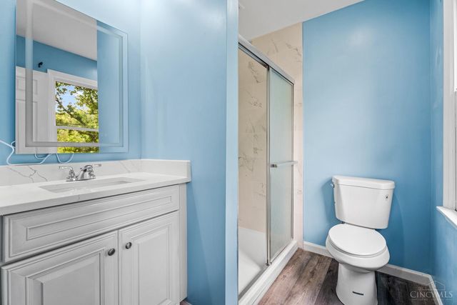 9377 Dundee Dr, West Chester, OH 45069
