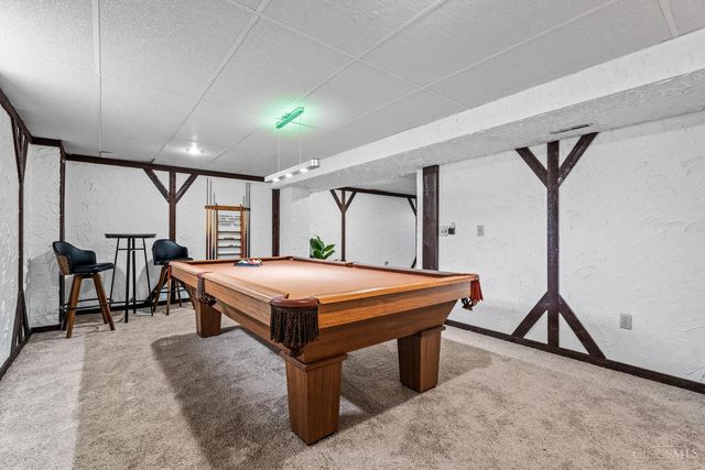 9377 Dundee Dr, West Chester, OH 45069