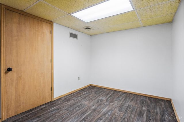 9377 Dundee Dr, West Chester, OH 45069