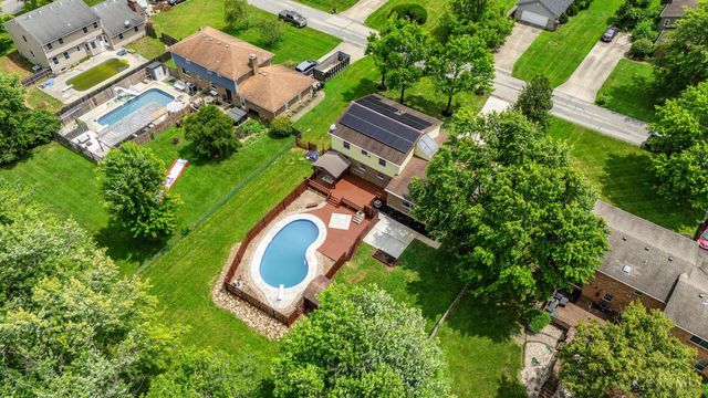 9377 Dundee Dr, West Chester, OH 45069
