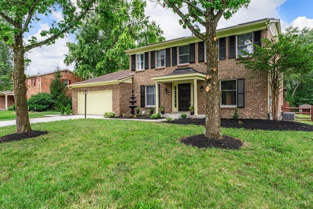 9377 Dundee Dr, West Chester, OH 45069