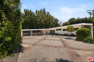 11770 Chenault Street, Los Angeles, CA 90049