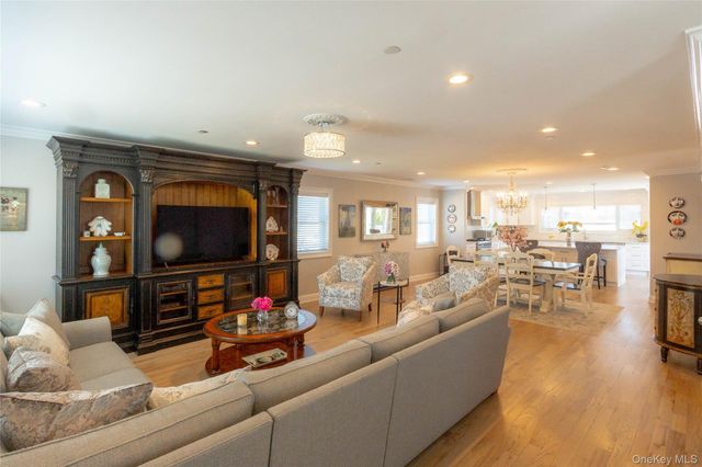 19 Pershing Avenue, Babylon, NY 11702