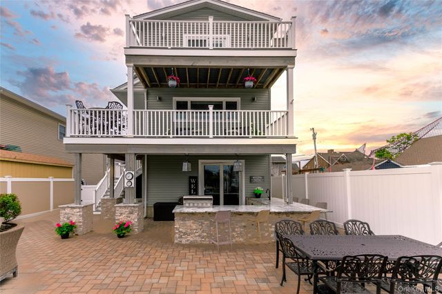 19 Pershing Avenue, Babylon, NY 11702