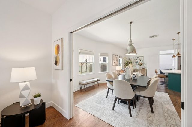 829 829 51st St, Oakland, CA 94608