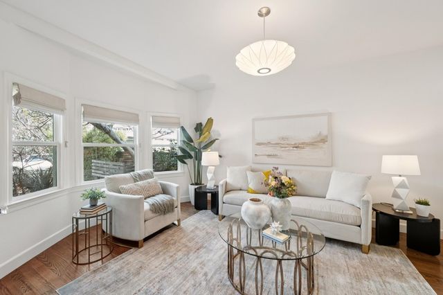 829 829 51st St, Oakland, CA 94608