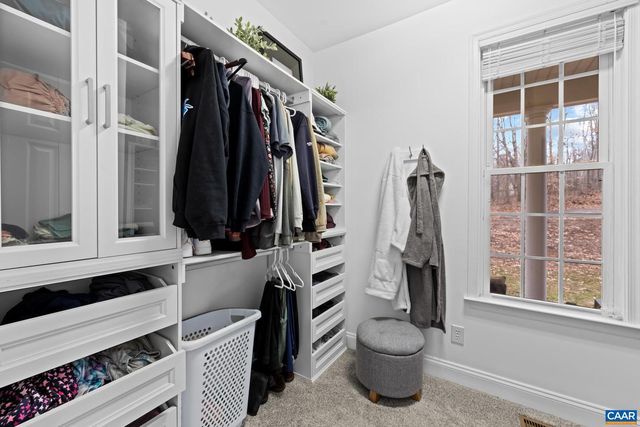 214 TOMS RD, Barboursville, VA 22923