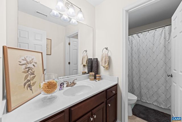 214 TOMS RD, Barboursville, VA 22923