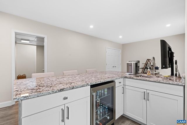 214 TOMS RD, Barboursville, VA 22923