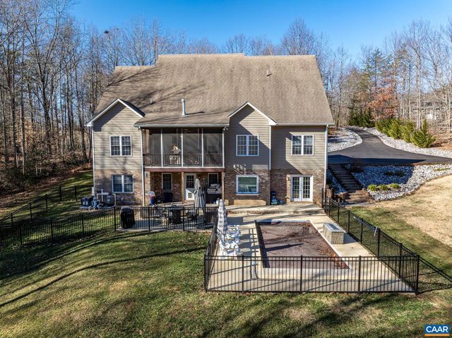 214 TOMS RD, Barboursville, VA 22923