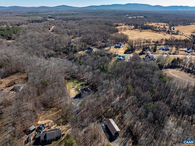 214 TOMS RD, Barboursville, VA 22923