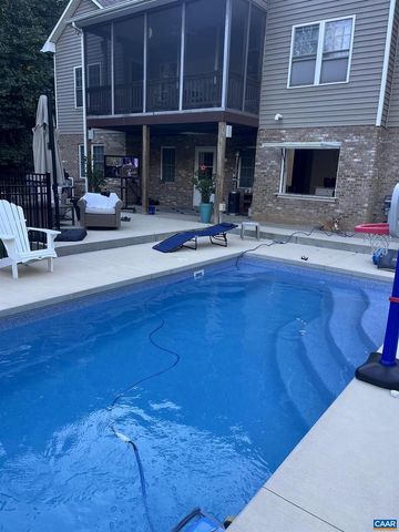 214 TOMS RD, Barboursville, VA 22923