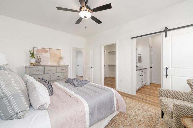 2413 S Taiga St, Goddard, KS 67052