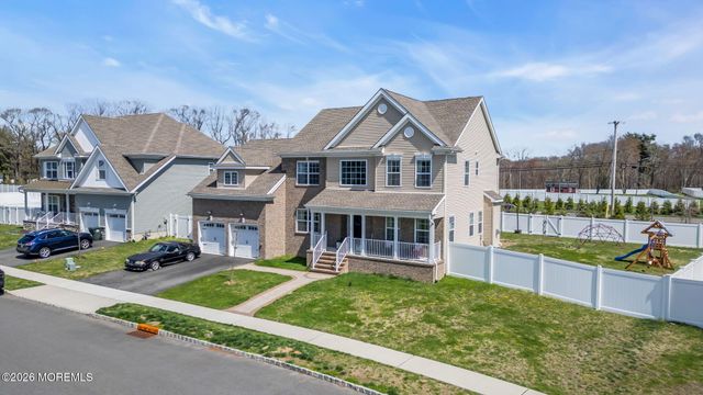 32 Tasha Lane, Howell, NJ 07731