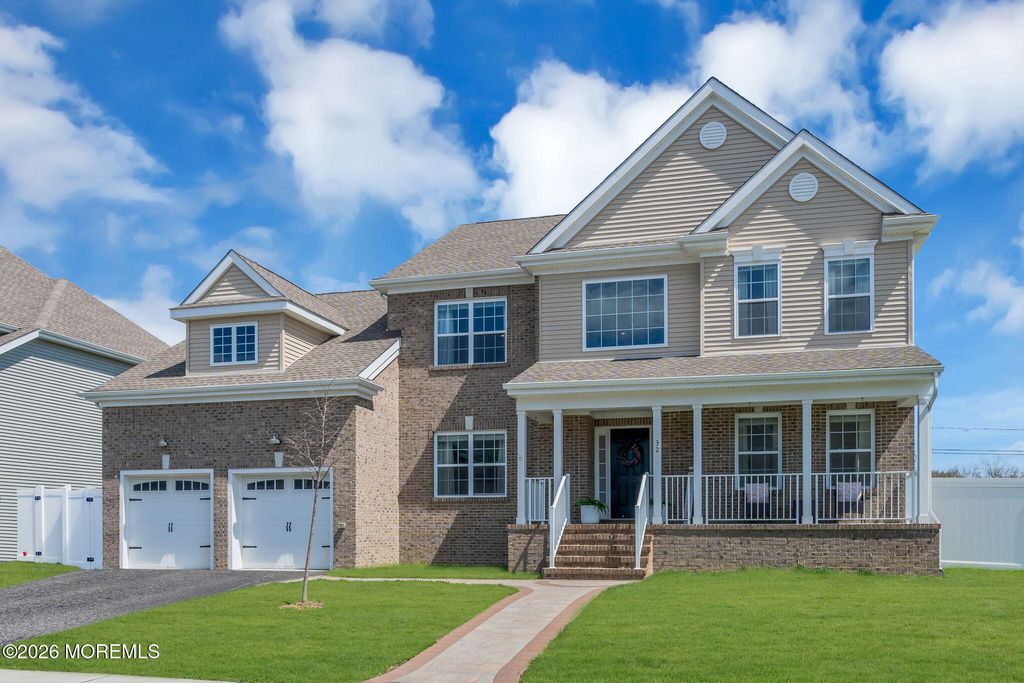 32 Tasha Lane, Howell, NJ 07731