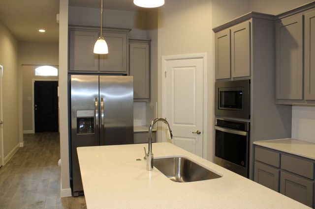 2510 Clayton Street, Glenn Heights, TX 75154