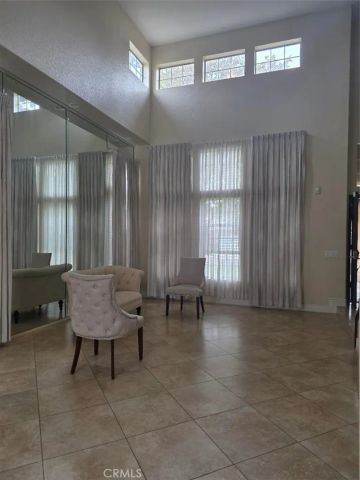 16399 Sun Summit, Riverside, CA 92503