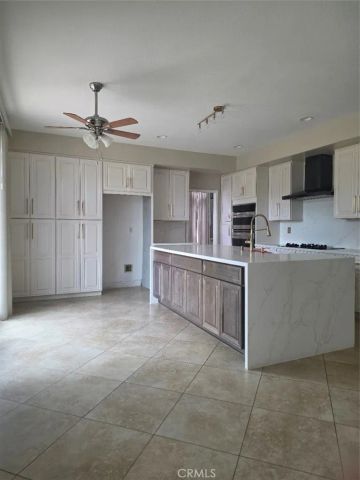 16399 Sun Summit, Riverside, CA 92503