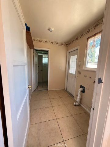 837 W Hollyvale, Glendora, CA 91740