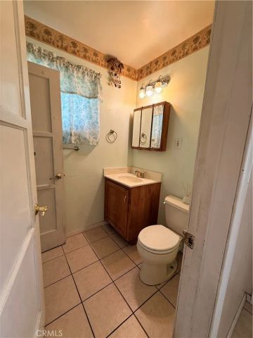 837 W Hollyvale, Glendora, CA 91740