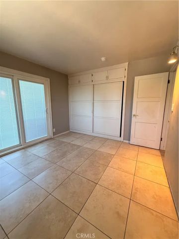 837 W Hollyvale, Glendora, CA 91740