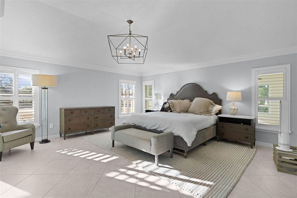 Image 20 of property listing at 737 DOWDING WAY, The Villages, FL 32162