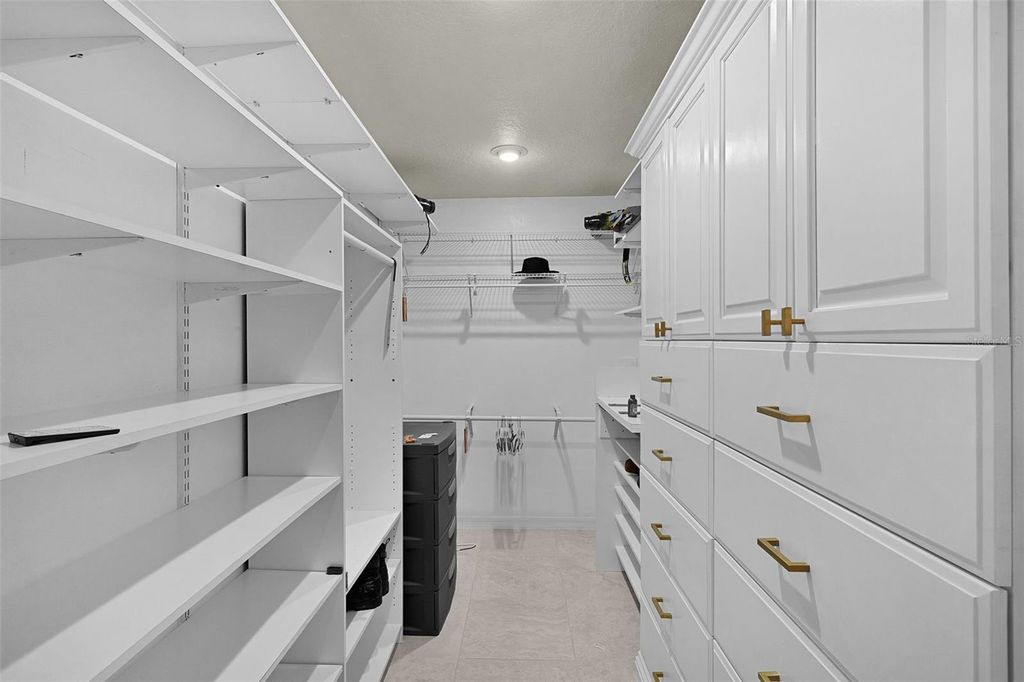 Image 24 of property listing at 737 DOWDING WAY, The Villages, FL 32162