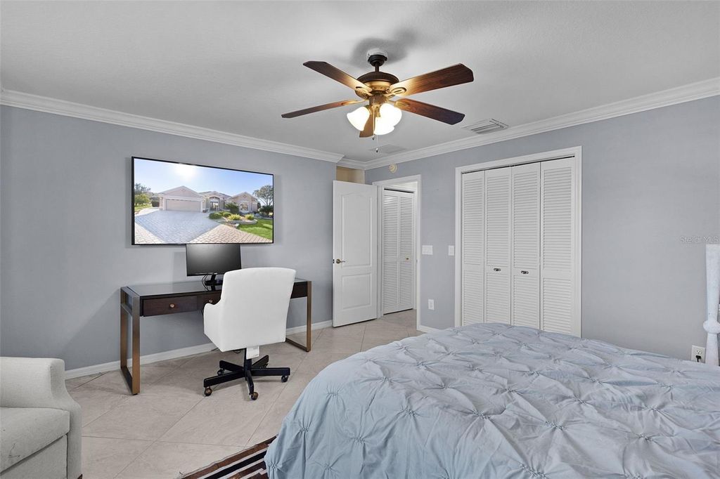 Image 27 of property listing at 737 DOWDING WAY, The Villages, FL 32162