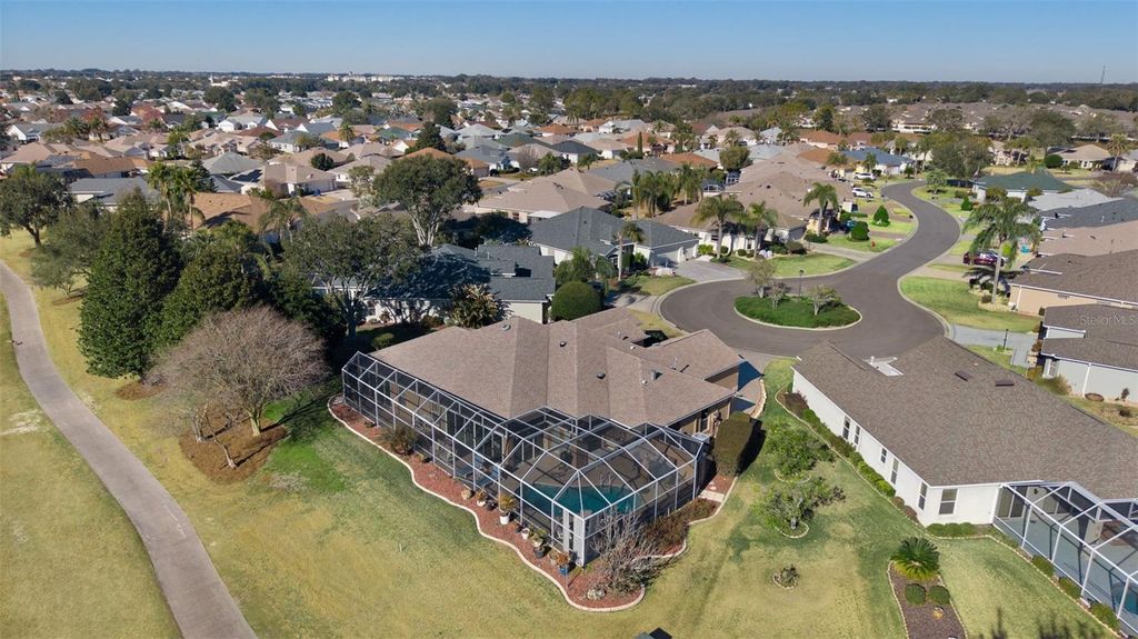 Image 63 of property listing at 737 DOWDING WAY, The Villages, FL 32162