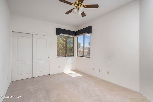 7394 E Placita Luz De La Luna, Tucson, AZ 85715