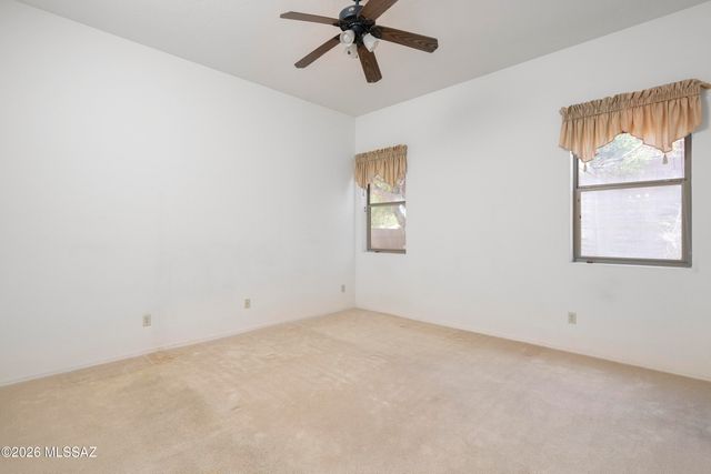 7394 E Placita Luz De La Luna, Tucson, AZ 85715