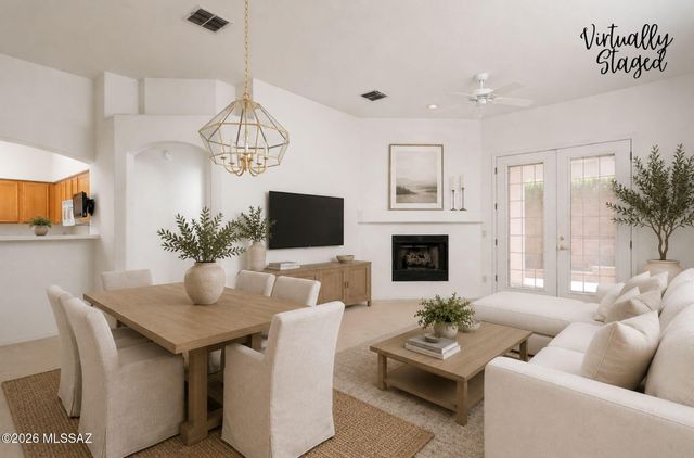 7394 E Placita Luz De La Luna, Tucson, AZ 85715