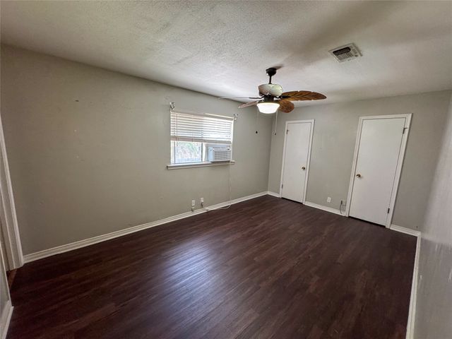 1213 Idlewood Drive, Sherman, TX 75092