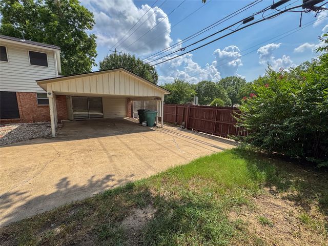 1213 Idlewood Drive, Sherman, TX 75092