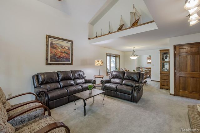 7880 Deerhill Drive, Independence Charter Township, MI 48346